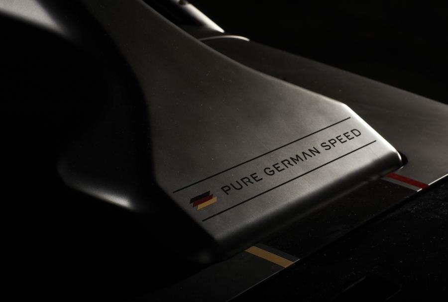Детали экстерьера Gumpert Apollo Enraged 2012 года  (фото 5 из 10)